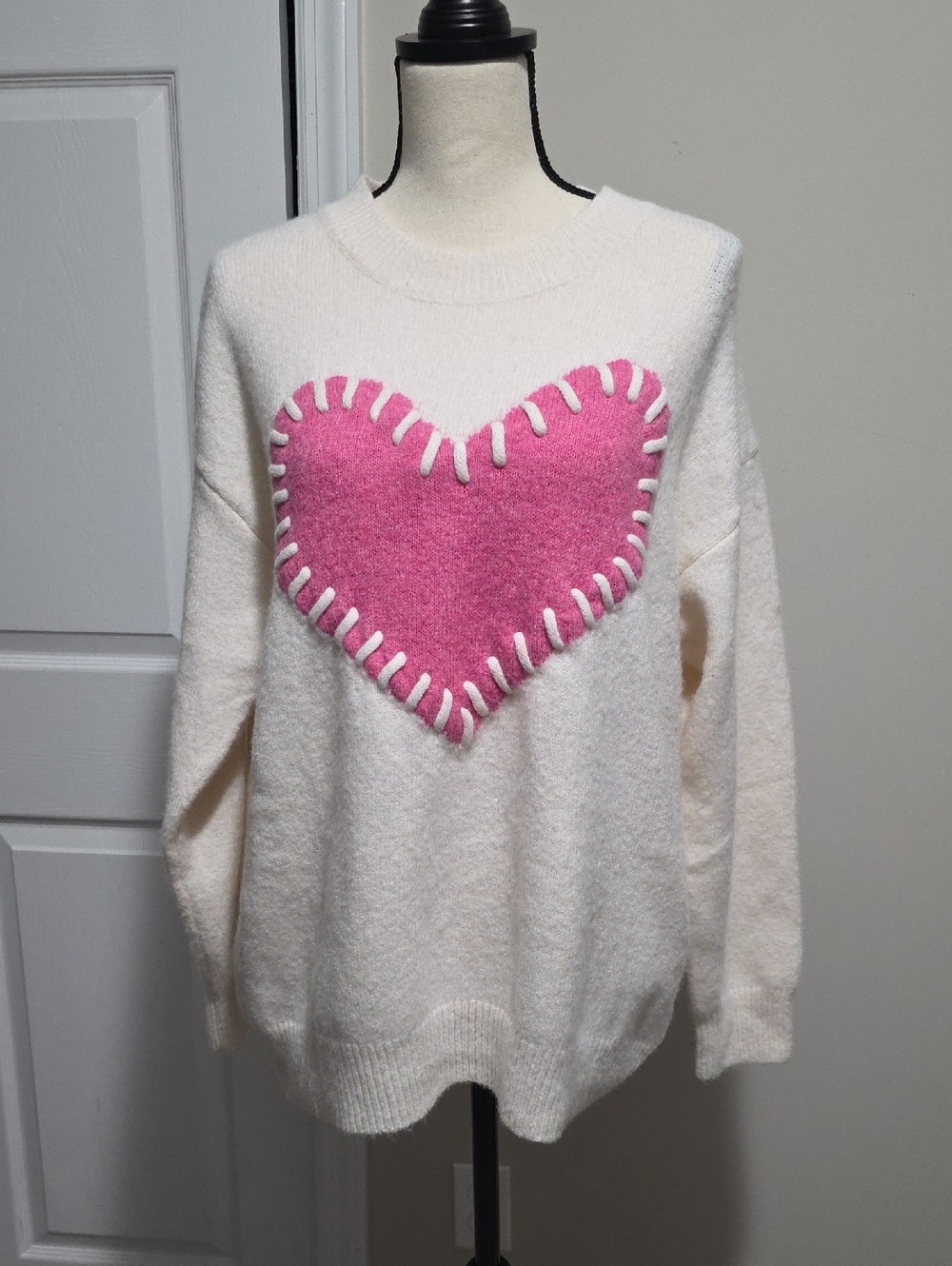 Urban Daizy Heart Applique Knit Sweater Top Wool Blend S/M